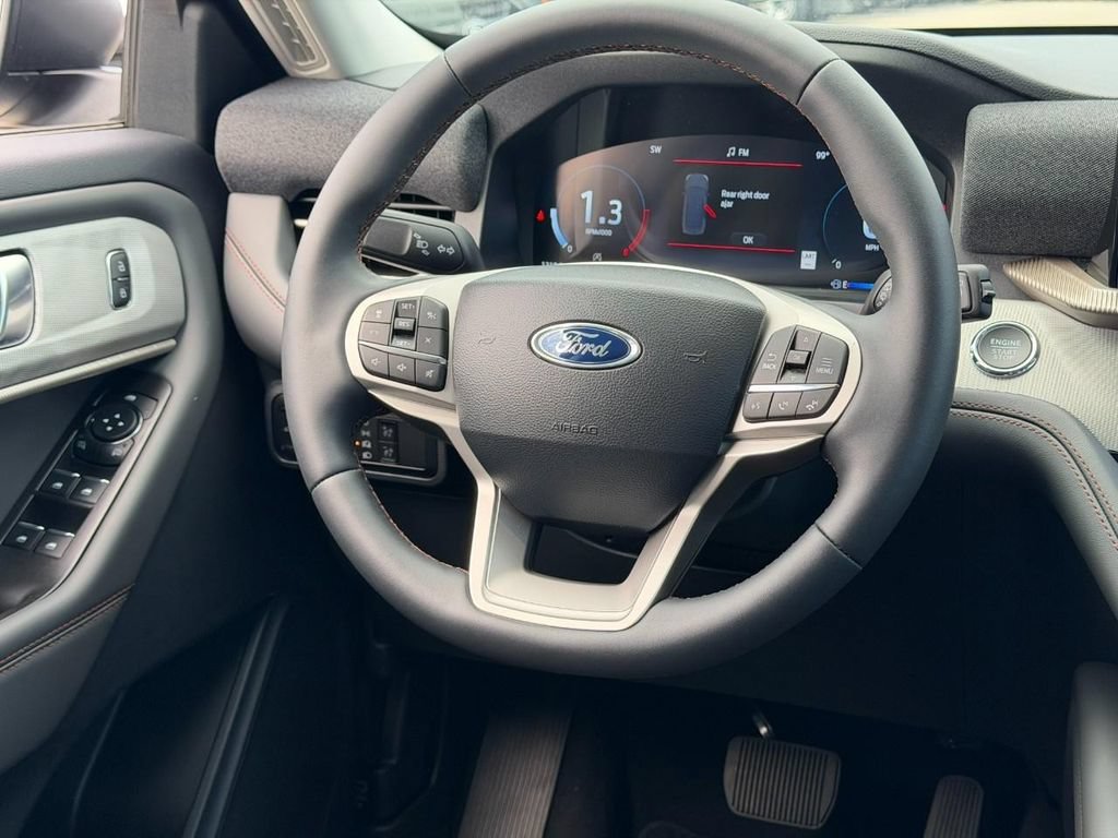 New 2026 Ford Explorer Active AWD/4WD image 6