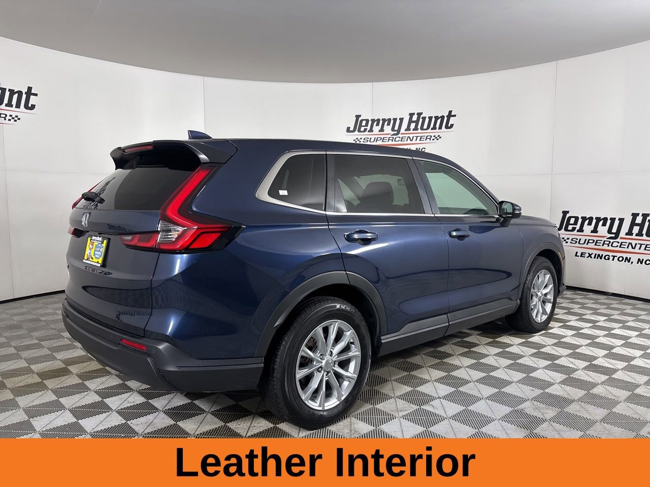 Used 2025 Honda CR-V EX-L image 5