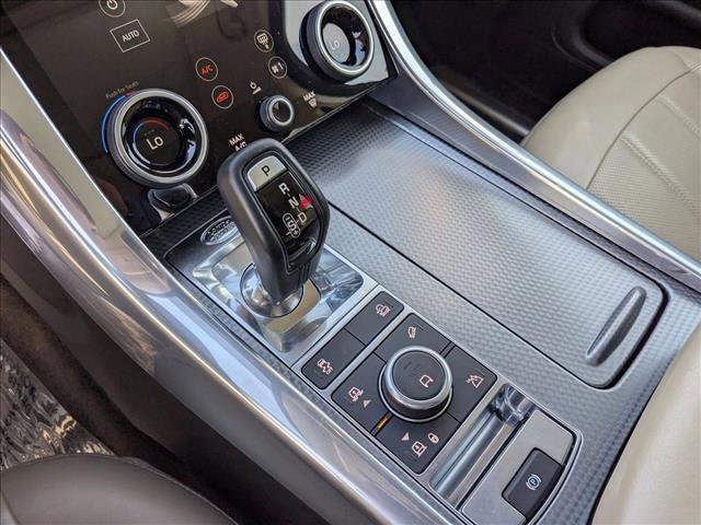 Used 2020 Land Rover Range Rover Sport HSE Dynamic image 12