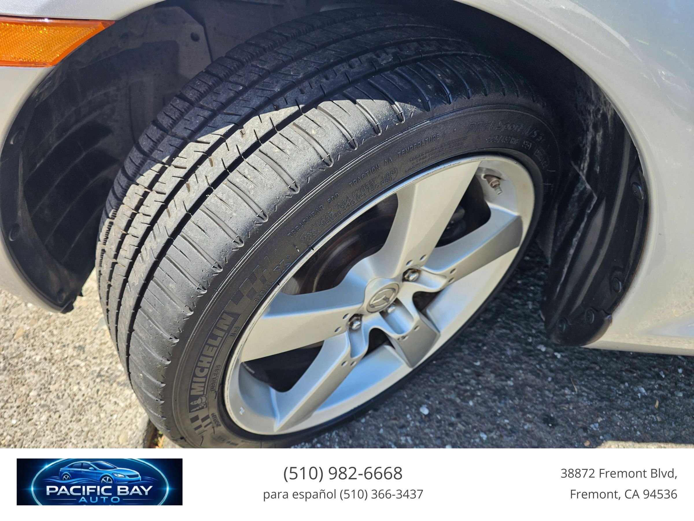 Used 2004 MAZDA RX-8 w/ MT Sport Pkg RWD image 10