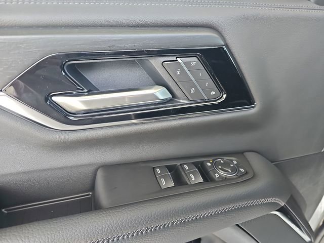 New 2026 GMC Yukon XL Denali w/ Sun & Power Step Package image 23