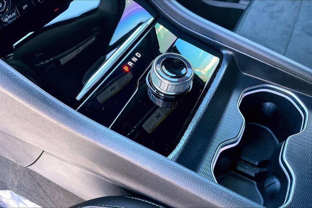 Used 2025 Jeep Grand Cherokee L Altitude image 15