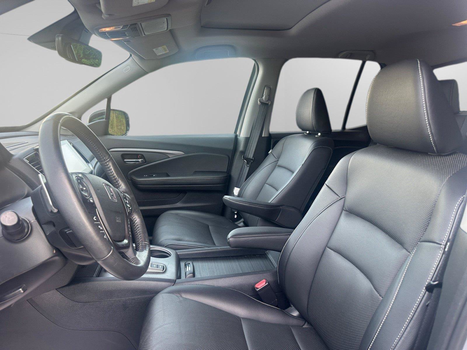Used 2023 Honda Ridgeline RTL-E image 11