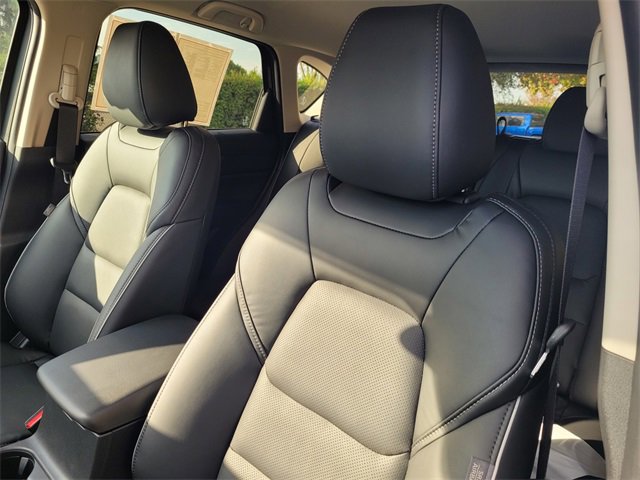 Used 2025 MAZDA CX-5 AWD 2.5 S w/ Select Package image 11