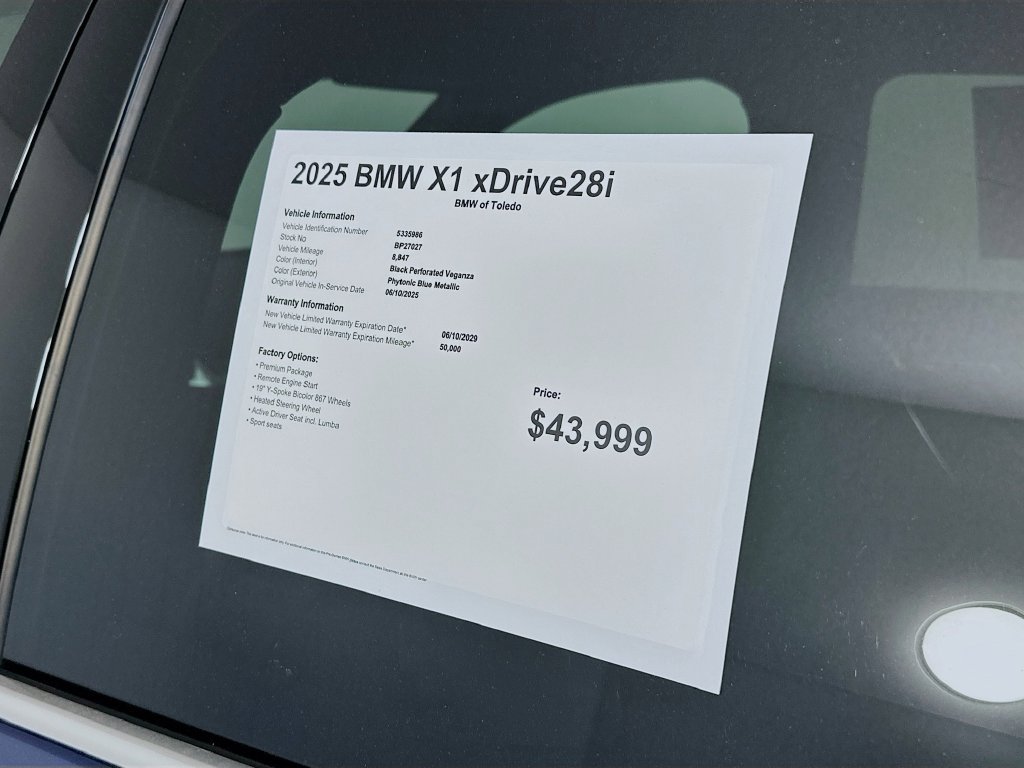 Used 2025 BMW X1 xDrive28i AWD/4WD image 12