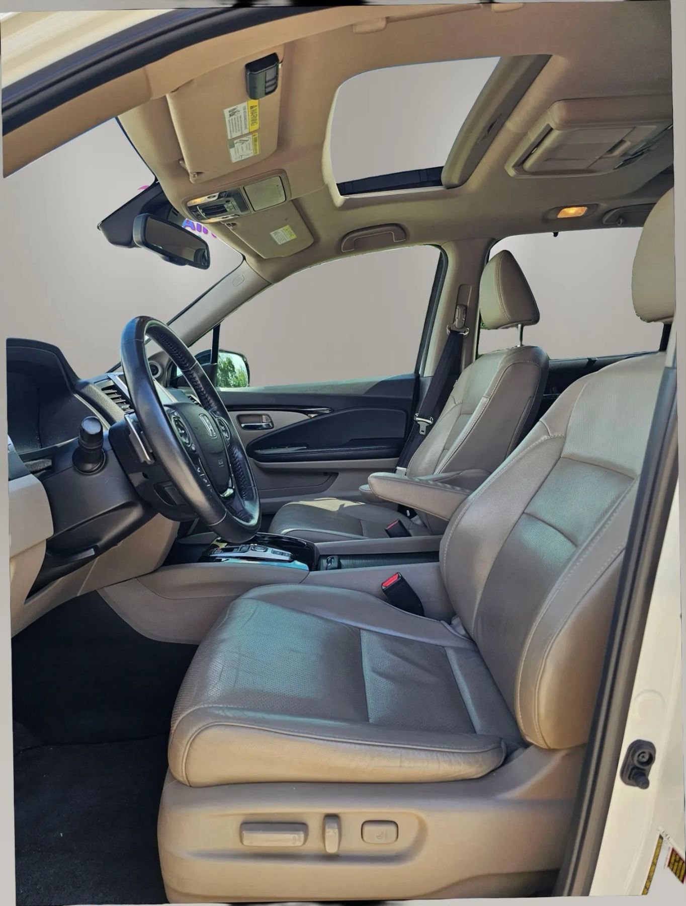 Used 2016 Honda Pilot Elite image 10