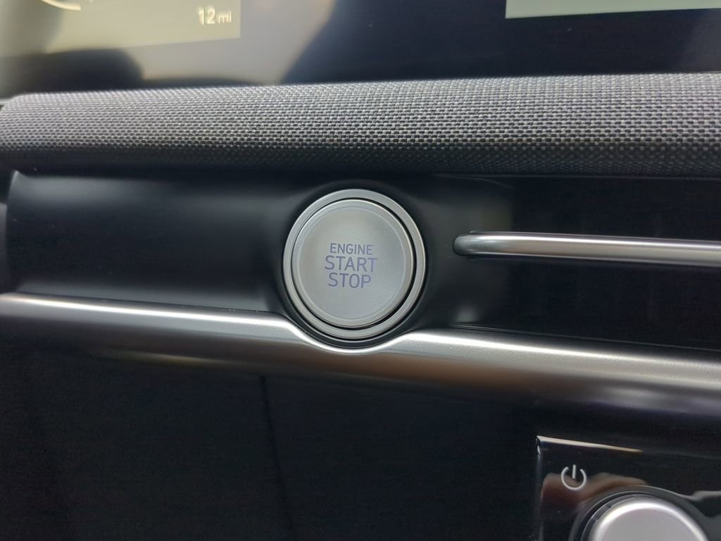 New 2025 Hyundai Santa Cruz Limited image 14