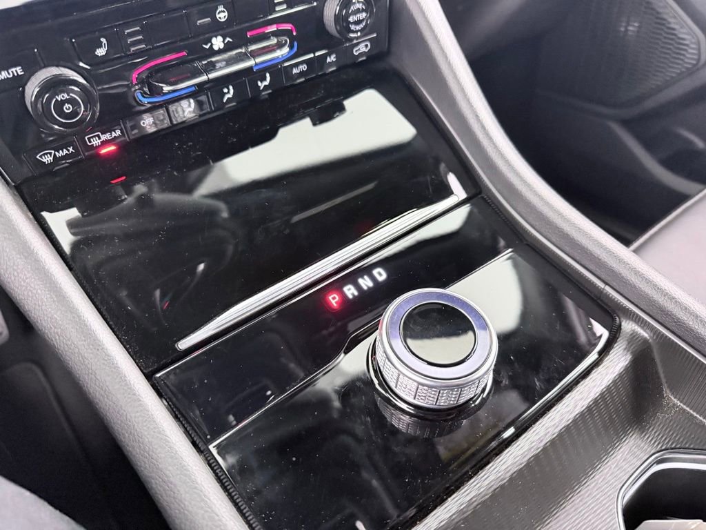 Used 2024 Jeep Grand Cherokee Limited w/ Trailer Tow Package image 21