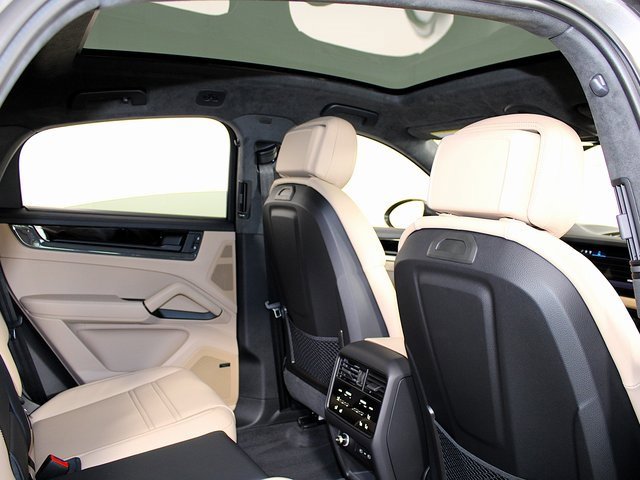 New 2026 Porsche Cayenne GTS image 24