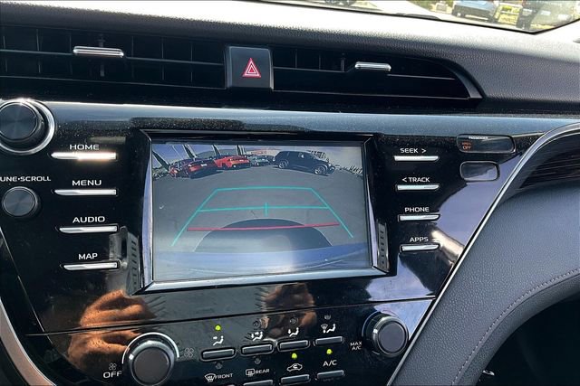Used 2019 Toyota Camry LE image 13