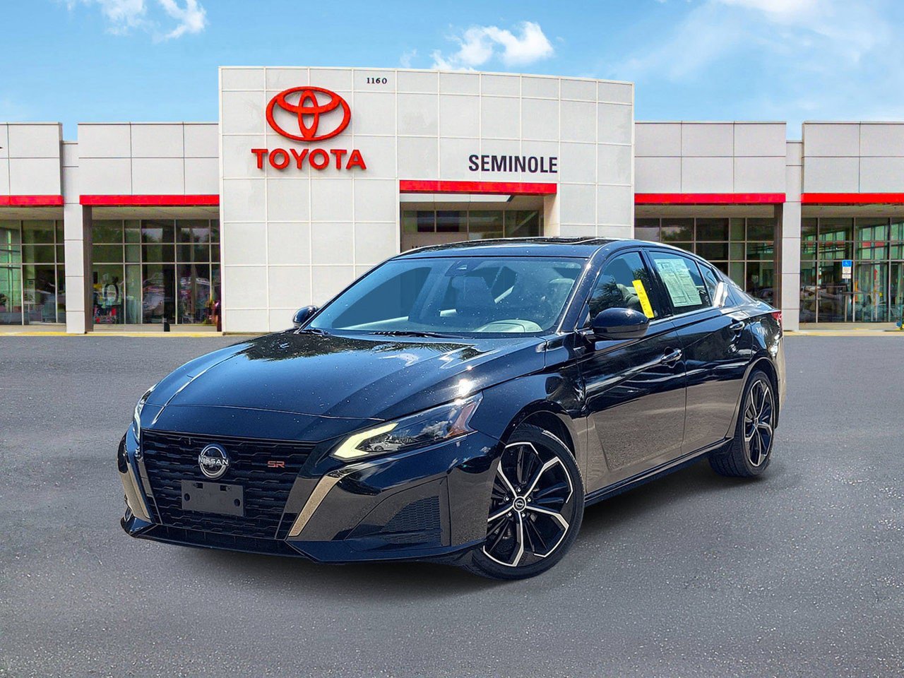 Used 2023 Nissan Altima 2.5 SR w/ SR Premium Package