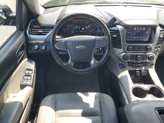 Used 2020 Chevrolet Suburban LT AWD/4WD image 15