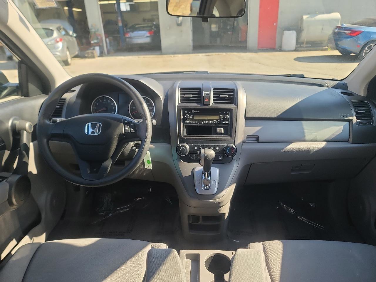 Used 2010 Honda CR-V LX image 17