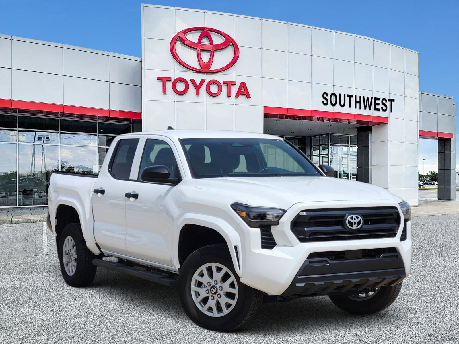 Used 2024 Toyota Tacoma SR image 1