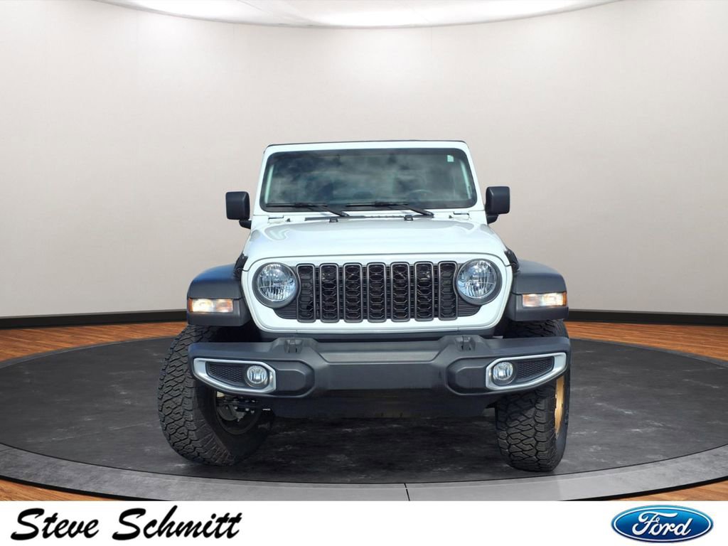 Used 2024 Jeep Gladiator Sport AWD/4WD image 27