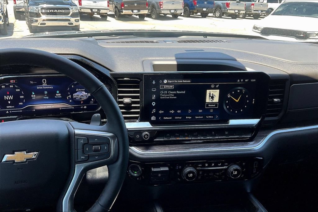 Used 2025 Chevrolet Silverado 1500 LTZ AWD/4WD image 13
