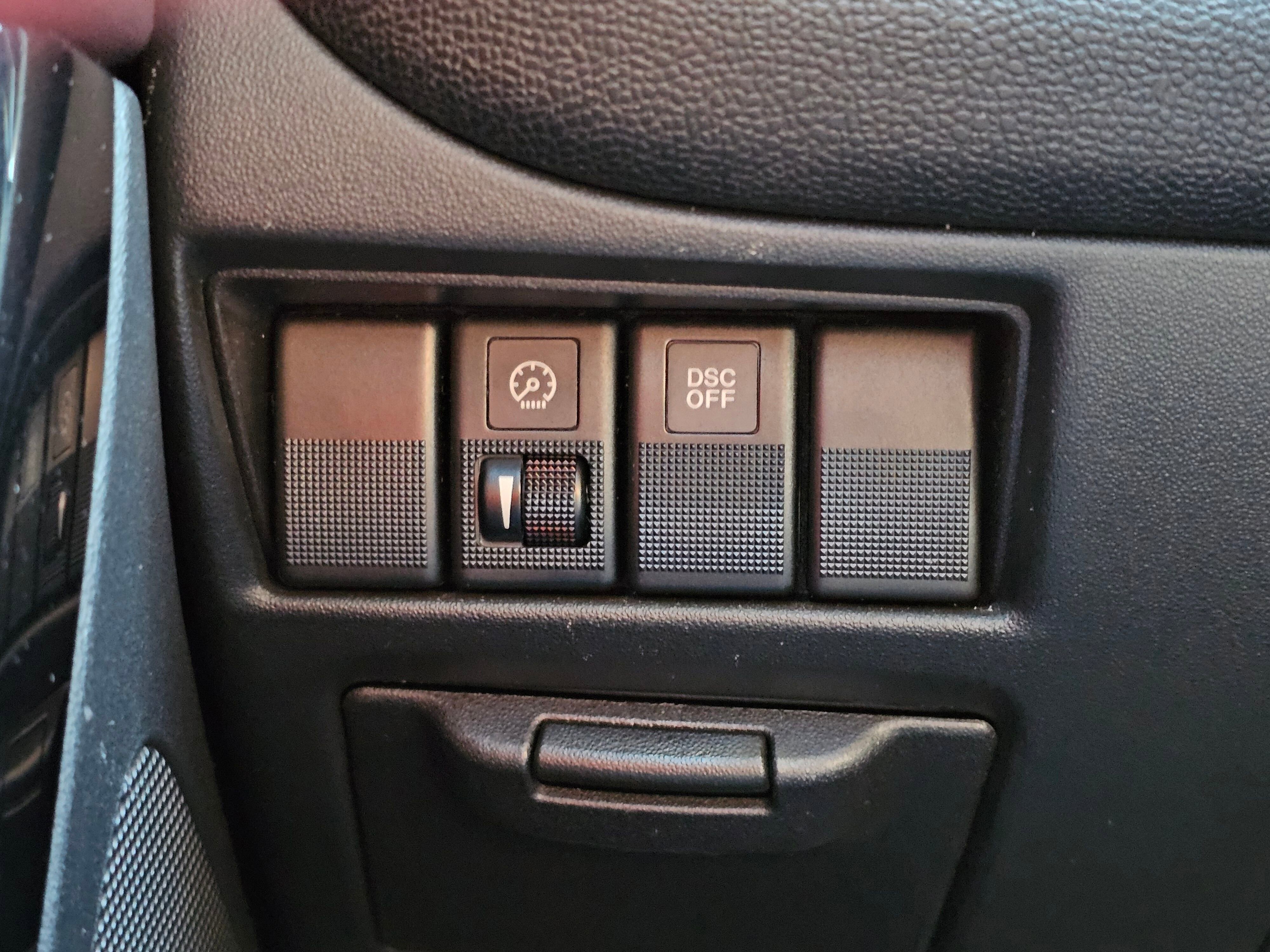 Used 2004 MAZDA RX-8 w/ MT Grand Touring Pkg image 31