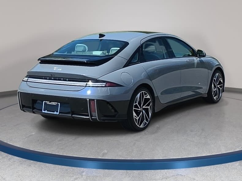Used 2023 Hyundai Ioniq 6 Limited RWD image 5