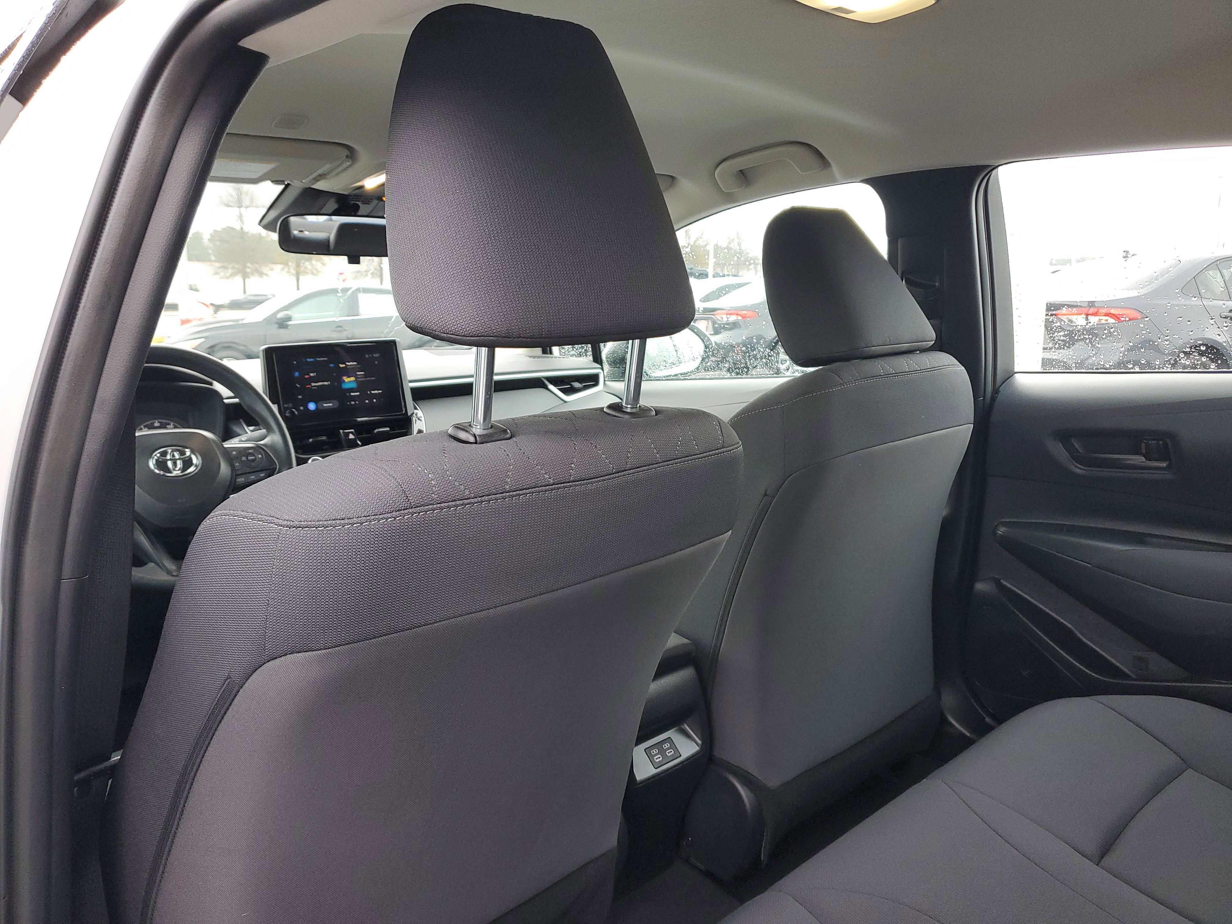 Certified 2025 Toyota Corolla LE image 9