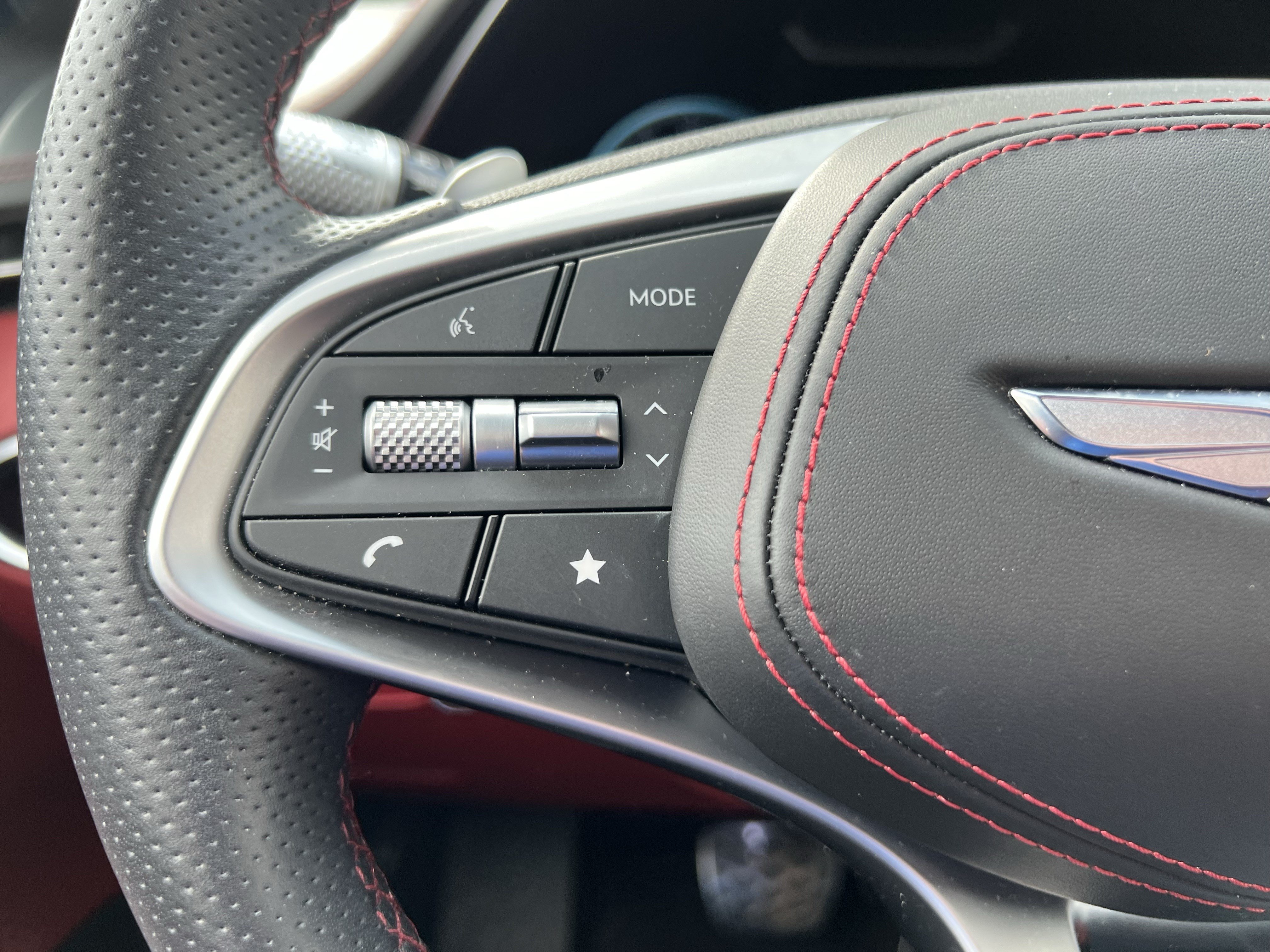 Used 2023 Genesis GV70 2.5T w/ Sport Prestige Package AWD/4WD image 19