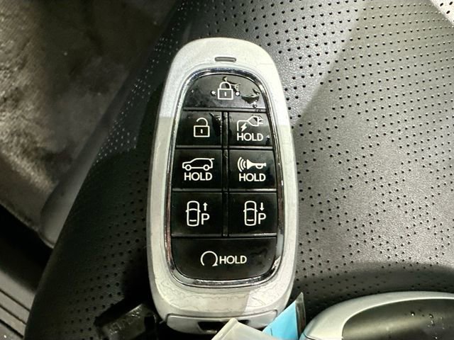 Used 2023 Hyundai Ioniq 5 Limited AWD/4WD image 31