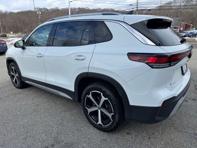 Used 2025 Volkswagen Tiguan SE image 7