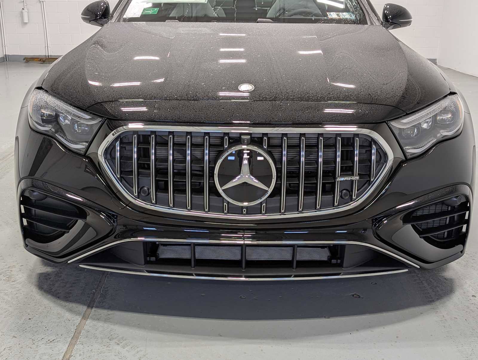 New 2026 Mercedes-Benz E 53 AMG e 4MATIC Sedan image 2