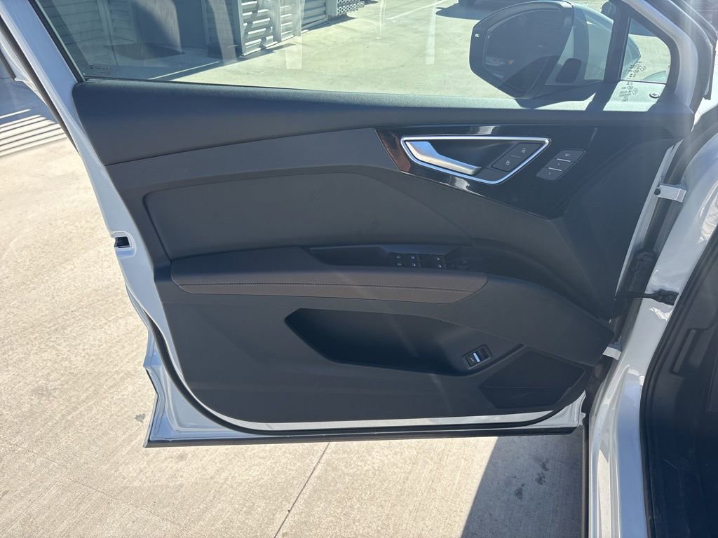 New 2026 Audi Q4 e-tron Premium Plus image 10