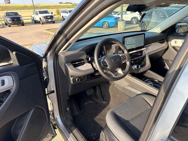 Certified 2025 Ford Explorer Active RWD image 20