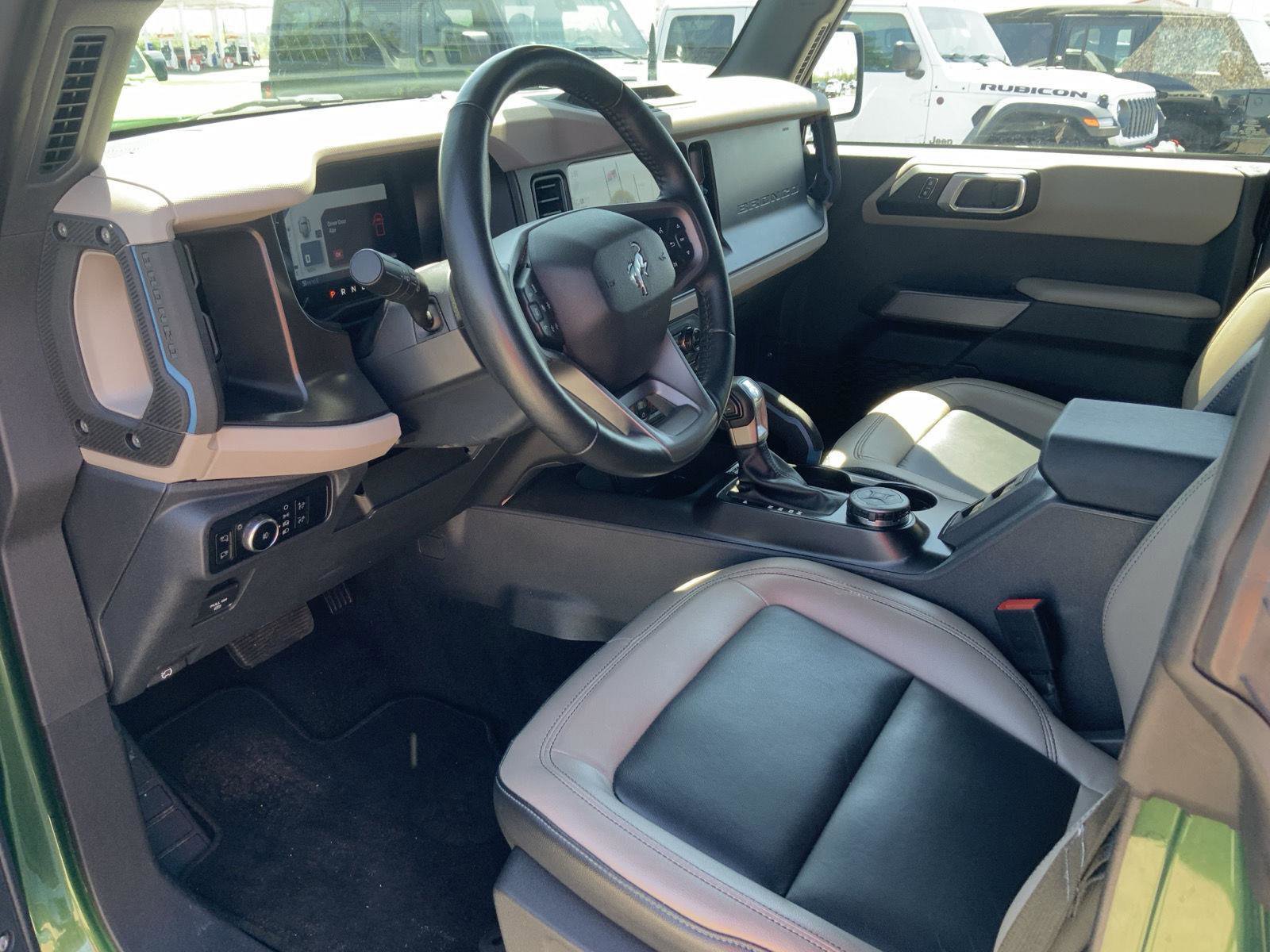 Used 2023 Ford Bronco Wildtrak AWD/4WD image 25