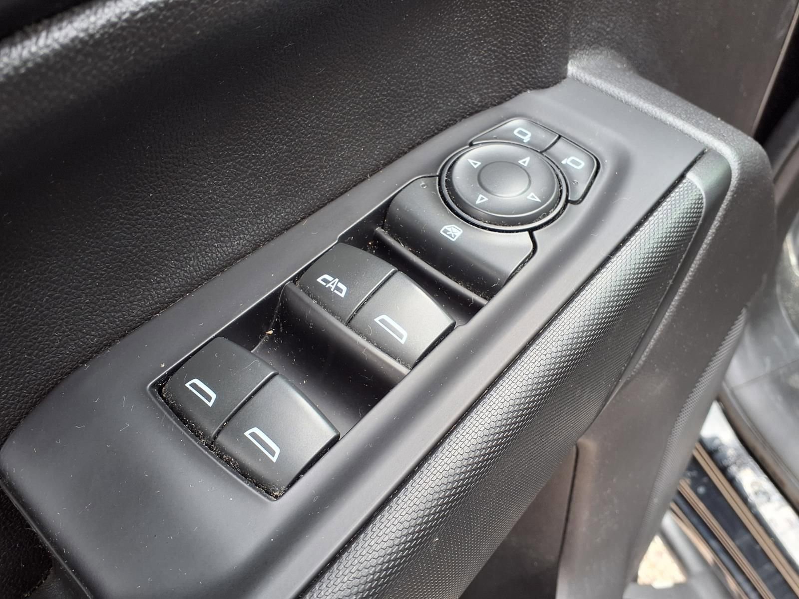 Used 2021 Chevrolet Silverado 1500 Custom Trail Boss w/ LPO, Dark Essentials Package AWD/4WD image 15
