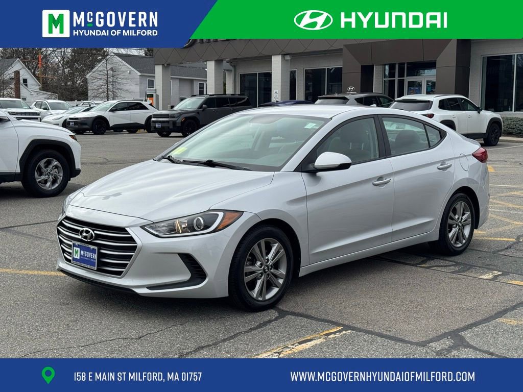 Used 2017 Hyundai Elantra SE FWD image 1