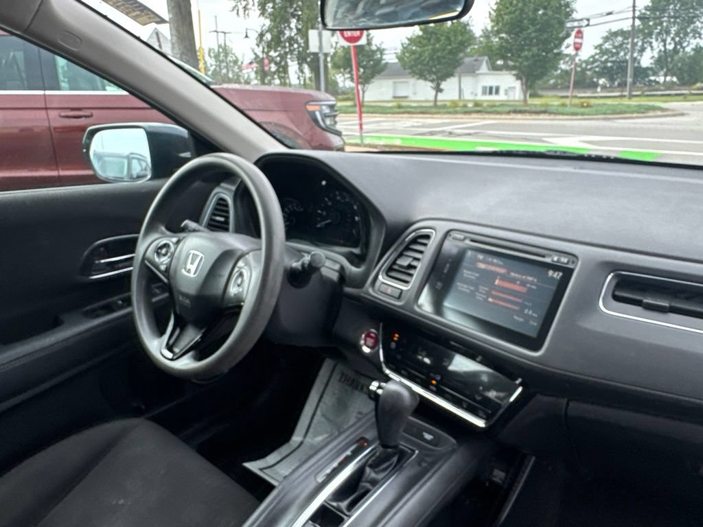 Used 2016 Honda HR-V EX image 34