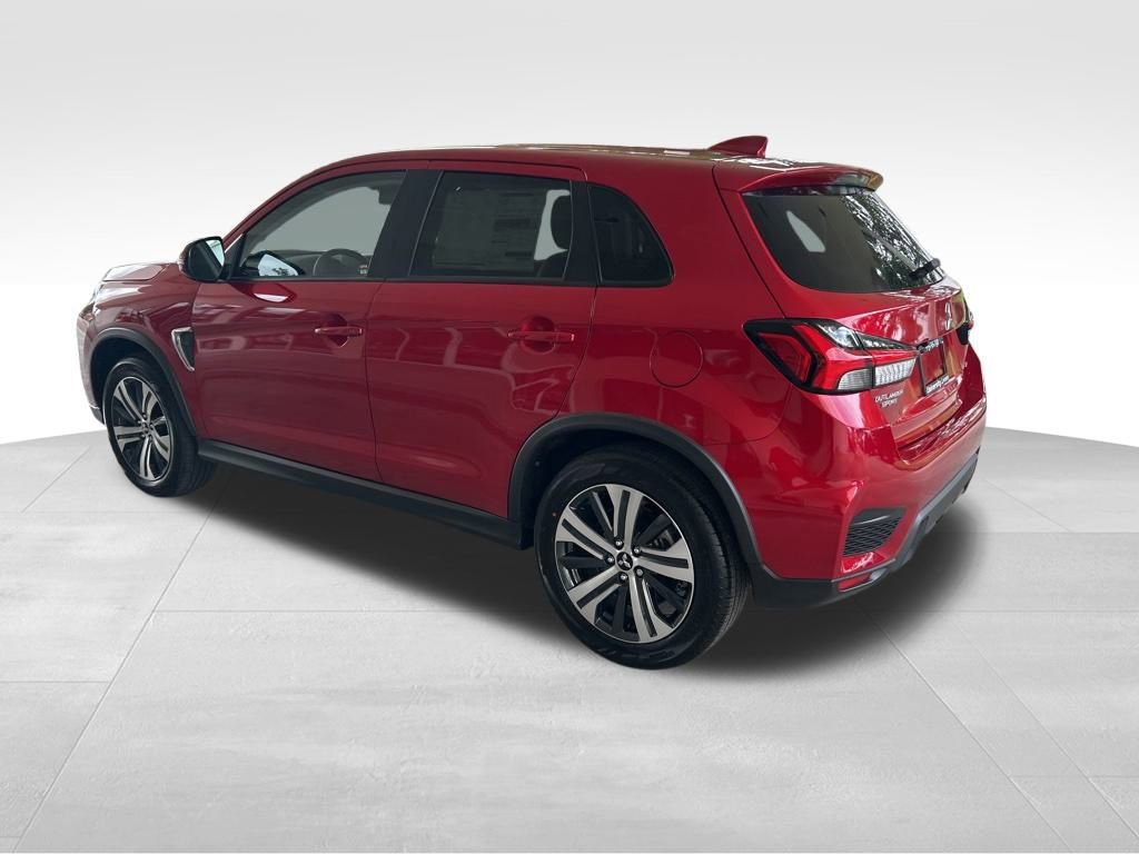 New 2025 Mitsubishi Outlander Sport SE image 4