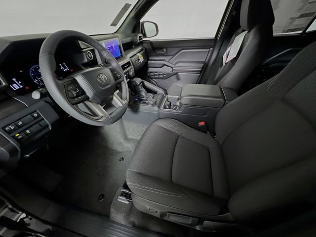 New 2026 Toyota 4Runner SR5 AWD/4WD image 12