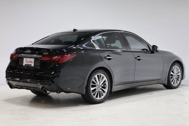 Used 2023 INFINITI Q50 Luxe w/ Cargo Package RWD image 8