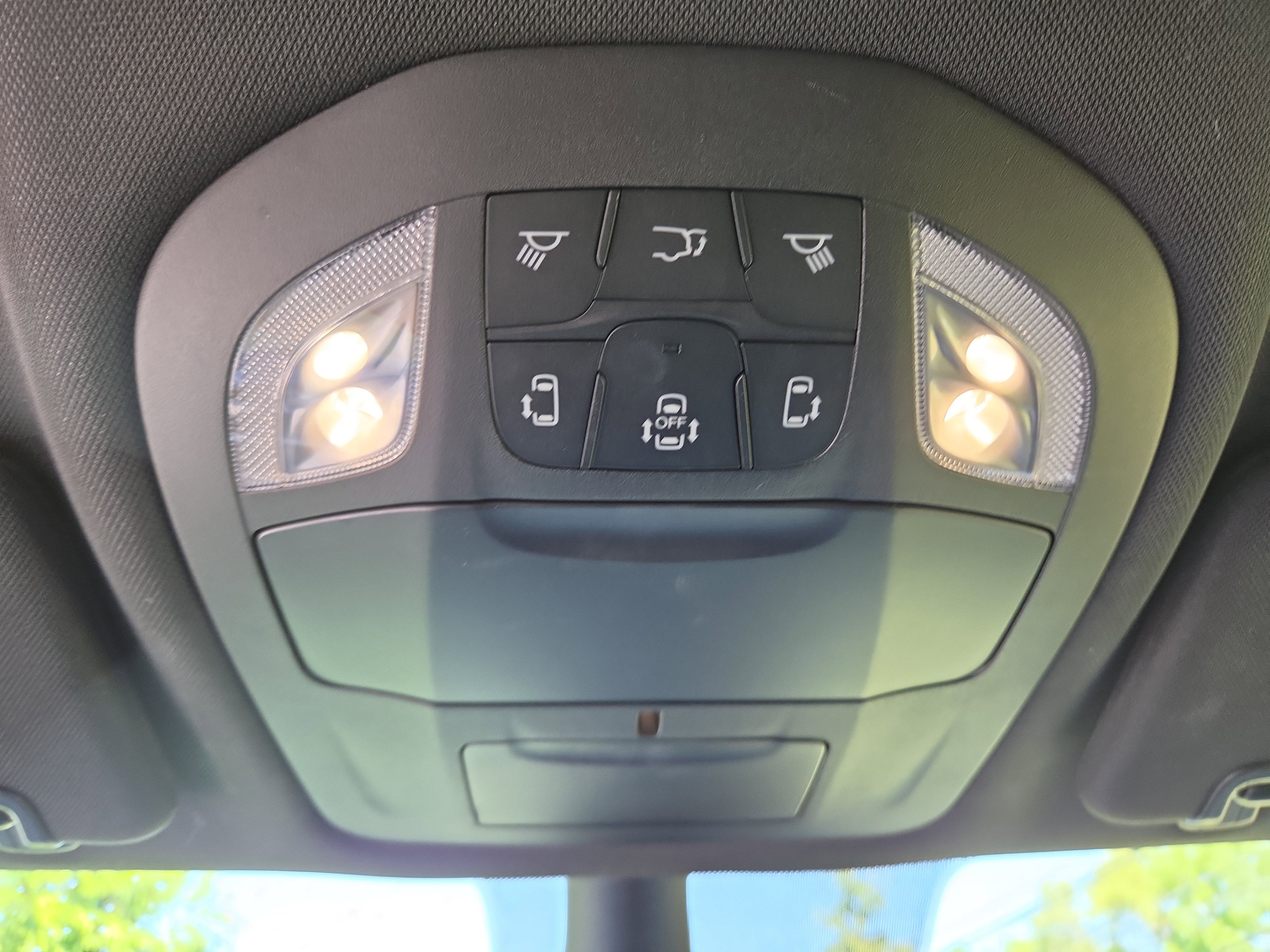 Certified 2026 Chrysler Pacifica Select FWD image 9