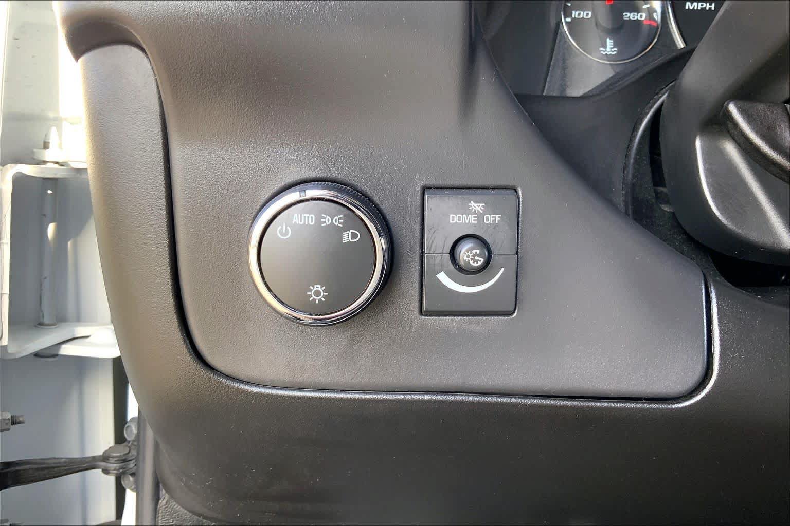 Used 2025 GMC Savana 3500 LT w/ LT Preferred Equipment Group RWD image 31