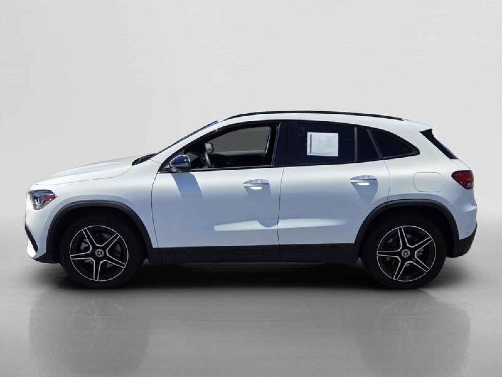 Certified 2023 Mercedes-Benz GLA 250 image 2