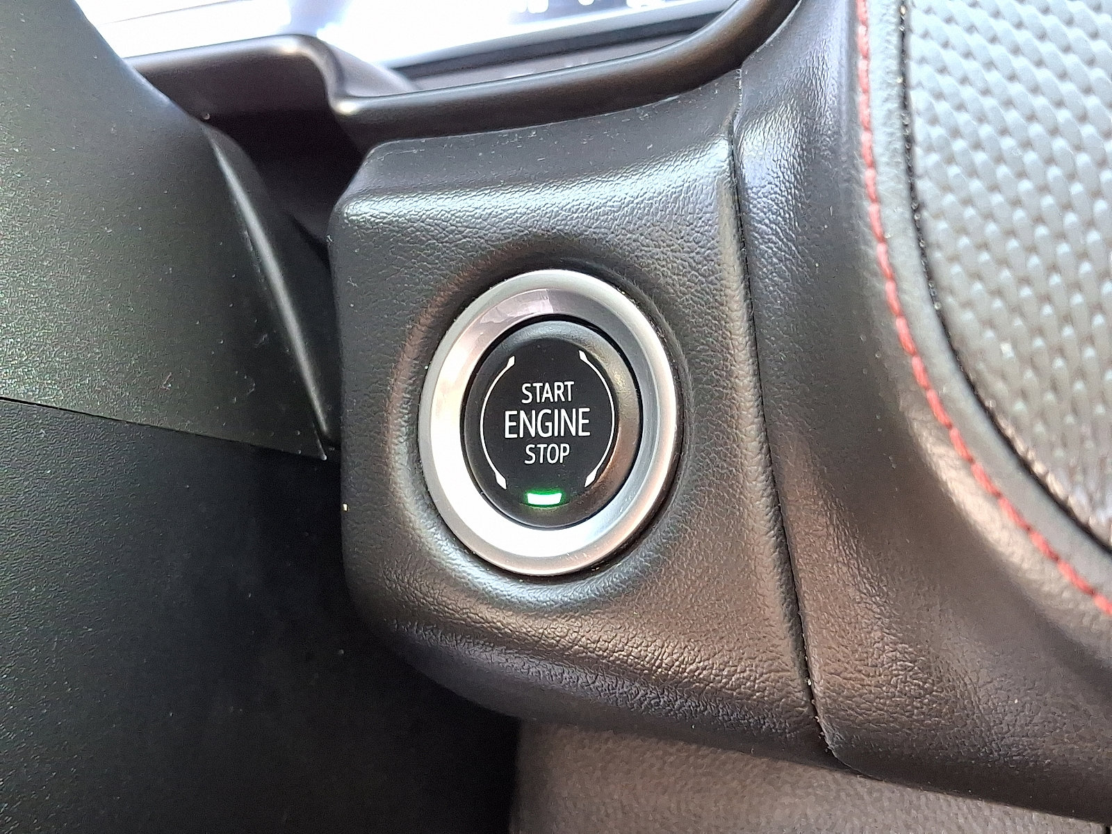 Certified 2024 Chevrolet Suburban RST w/ Luxury Package image 28