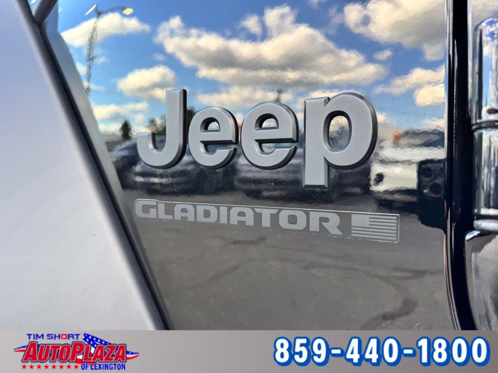 Used 2024 Jeep Gladiator Sport AWD/4WD image 13