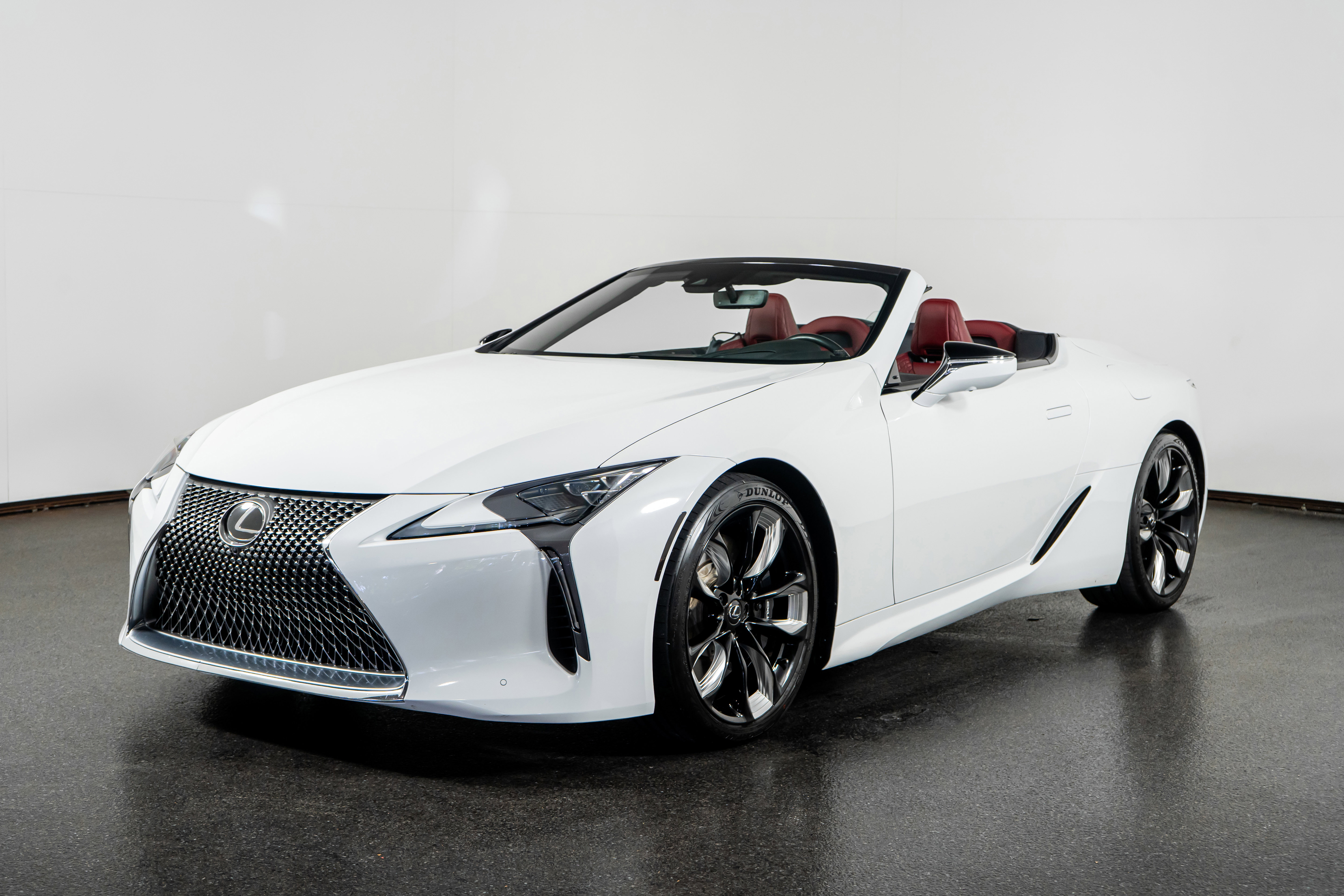 Used 2024 Lexus LC 500 Convertible image 22