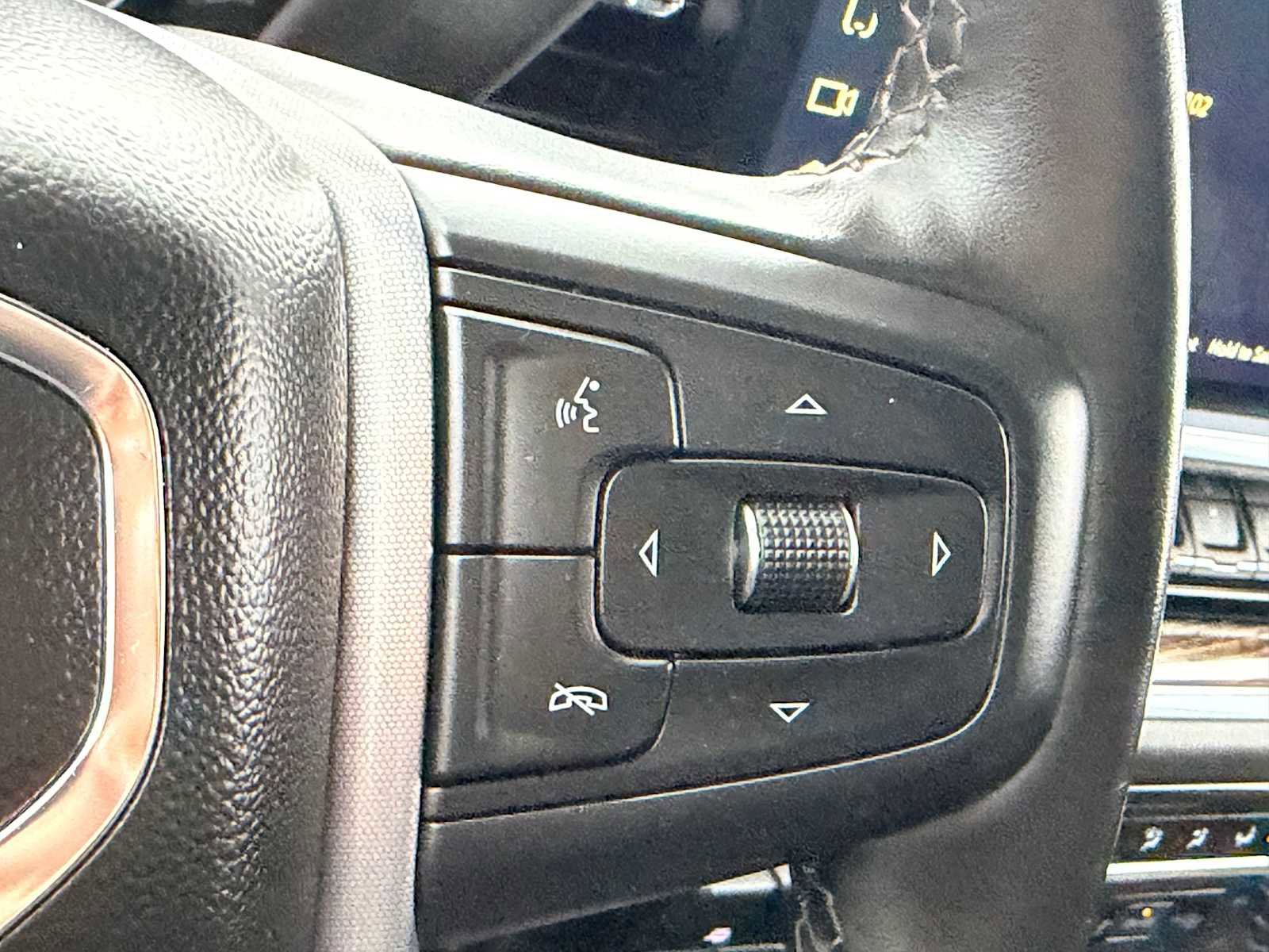 Used 2025 GMC Sierra 3500 SLE w/ SLE Value Package image 26