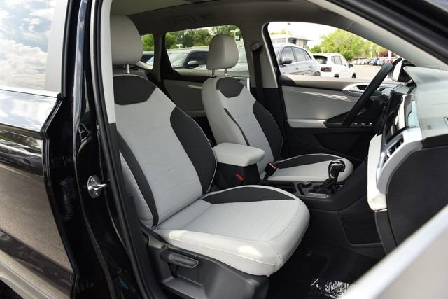 New 2026 Volkswagen Taos SE AWD/4WD image 21