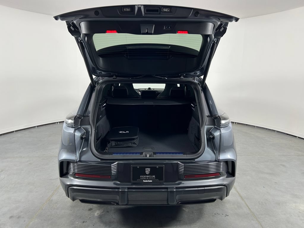 New 2026 Porsche Cayenne Electric AWD/4WD image 28