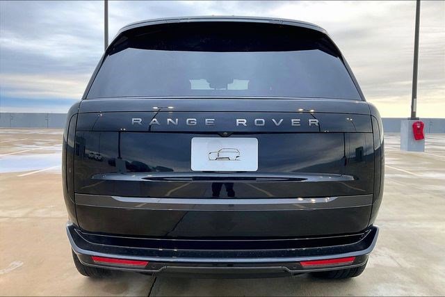 Used 2025 Land Rover Range Rover Long Wheelbase SE image 5