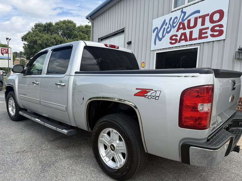 Used 2011 Chevrolet Silverado 1500 LTZ w/ LTZ Plus Package AWD/4WD image 9