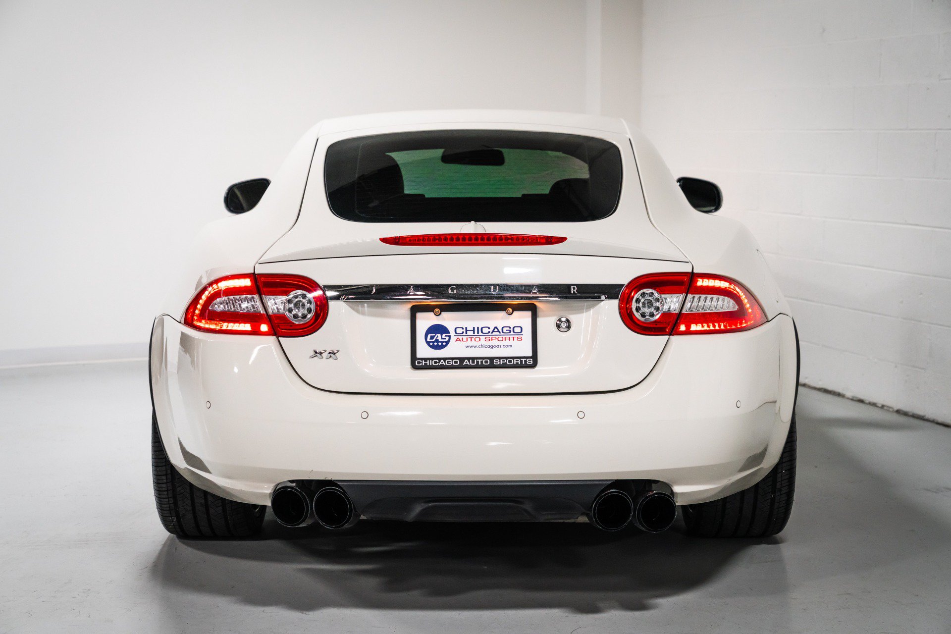 Used 2010 Jaguar XK Coupe RWD image 4