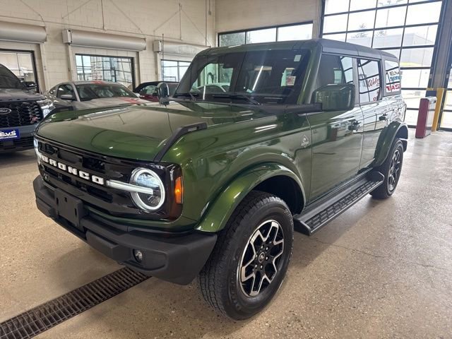 Used 2025 Ford Bronco Outer Banks image 7