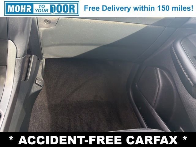 Used 2020 Ford Edge SE image 25